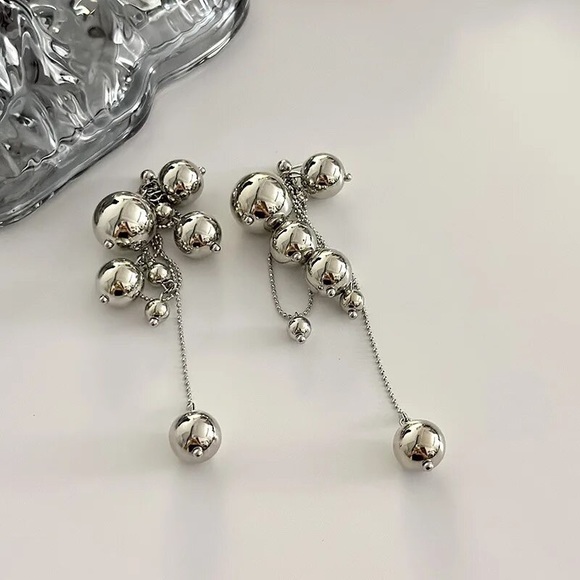 Zara Silver Ball Mercury Grapes Earrings How Edge NYC feels celebrating NY - Picture 14 of 15